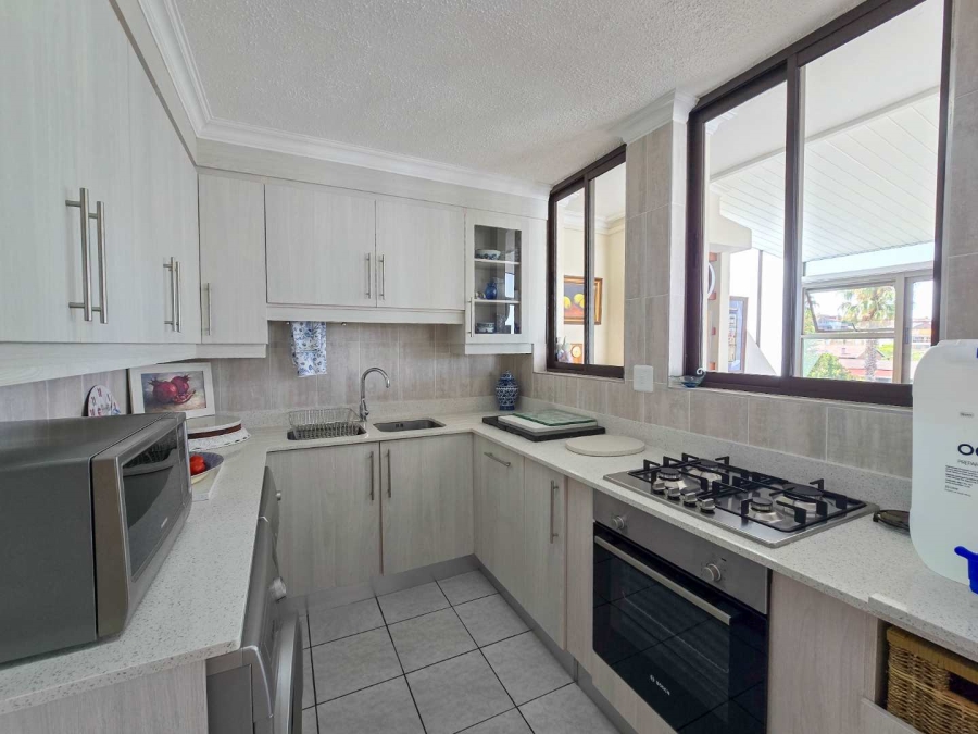 2 Bedroom Property for Sale in Stilbaai Wes Western Cape